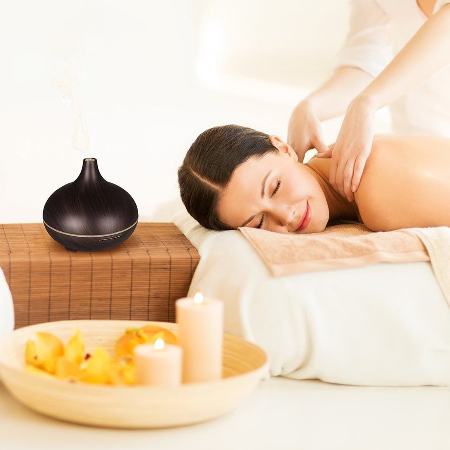 Aromatherapy Humidifier with 7 Colourful LED Light Change (500 ML Capacity / Without Remote)