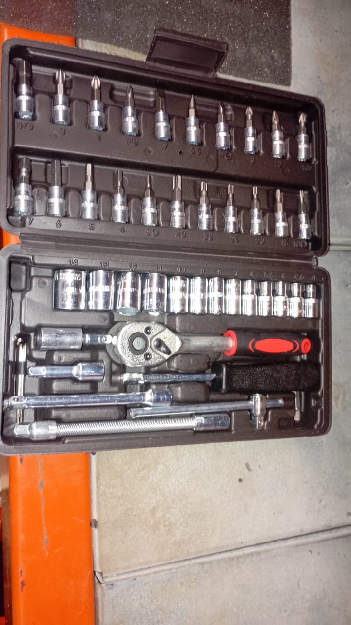 46pcs Metal 1 / 4"" Socket Set (Black, 46pcs)