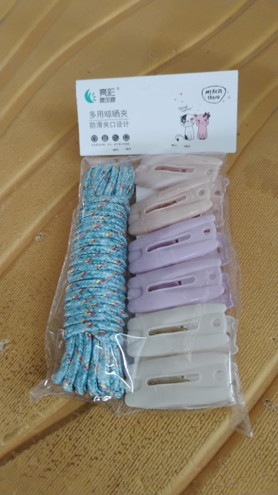 Clothesline Rope with 6 Clips – 6 Meter Approx Heavy Duty Laundry Drying Rope with Clip